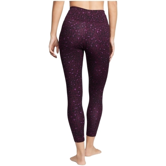 VICTORIA'S SECRET Love Cloud Ruched Legging Size M - Picture 2 of 6